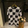 LOUIS VUITTON T-SHIRT WHITE AND BLACK PRINT