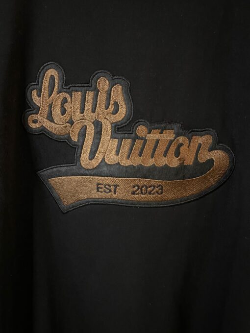 LOUIS VUITTON BLACK TSHIRT - Image 2