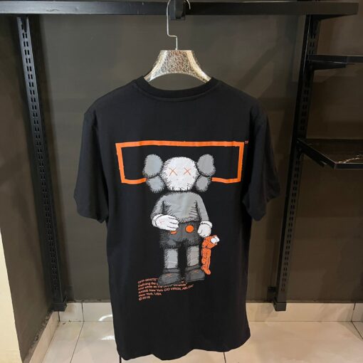 OFF WHITE KAWS ORANGE PRINT - Image 2