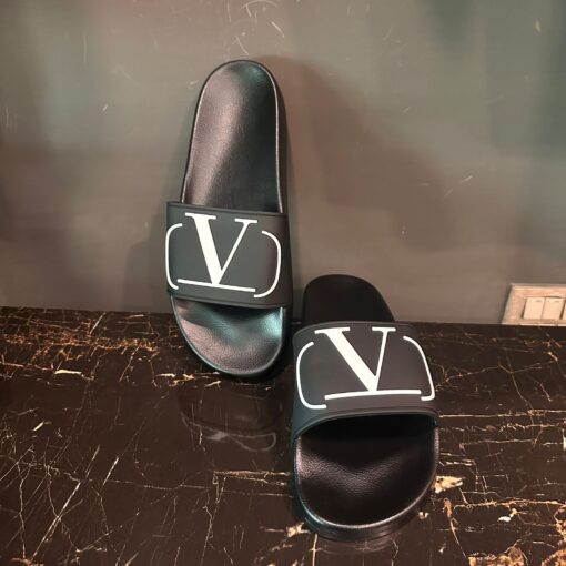 VALENTINO BLACK AND WHITE SLIPPER