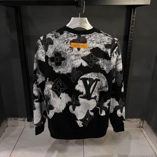 Louis Vuitton Black and White Sweatshirt - Image 3