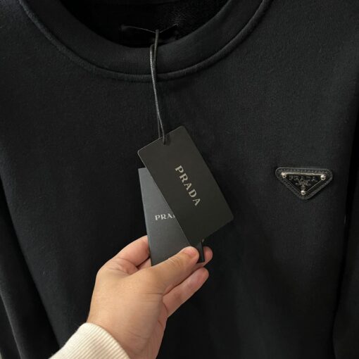 PRADA BLACK SWEATSHIRT WITH BADGE - Image 2