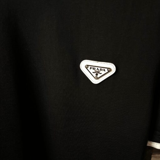 PRADA BLACK TSHIRT WHITE BADGE - Image 3