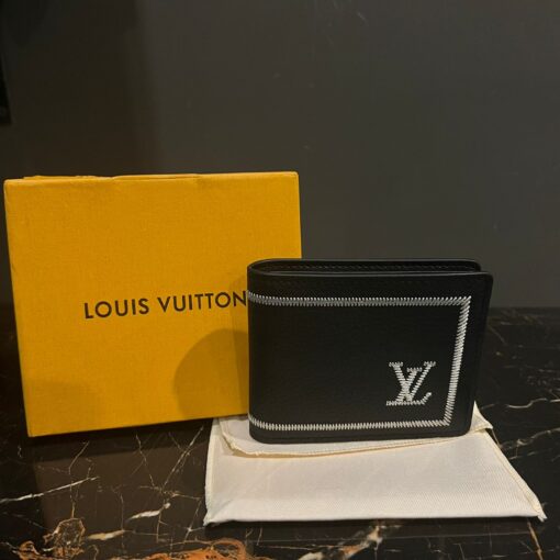 LOUIS VUITTON BLACK WALLET SILVER THREAD