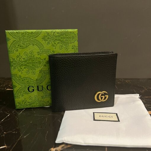 GUCCI BLACK WALLET GOLDEN BADGE