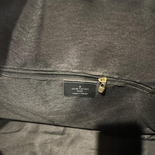 LOUIS VUITTON BLACK TRAVEL BAG - Image 2