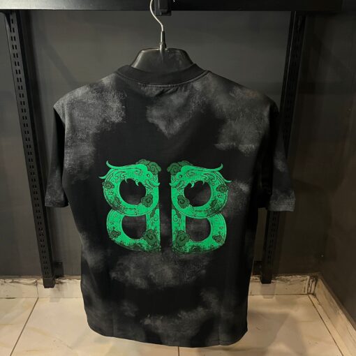 BALENCIAGA BLACK TSHIRT GREEN PRINT - Image 2