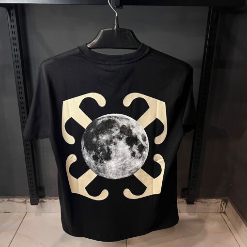 OFFWHITE BLACK TSHIRT MOON PRINT - Image 2