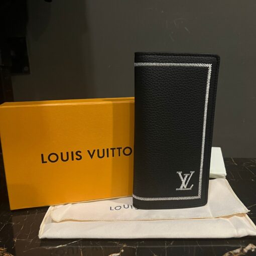 LOUIS VUITTON BLACK LONG WALLET SILVER THREAD