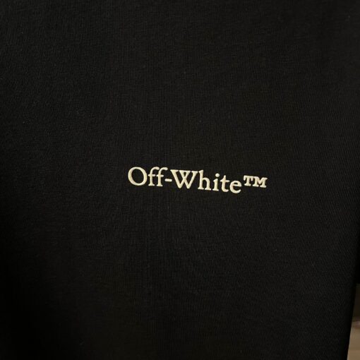 OFFWHITE BLACK TSHIRT MOON PRINT - Image 3