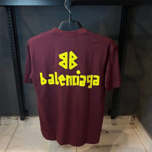 BALENCIAGA TAPE TYPE T-SHIRT IN DARK RED OVER SIZED - Image 2