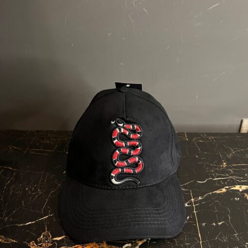 GUCCI BLACK CAP