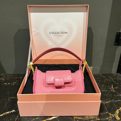 CHARLES AND KEITH Koa Leather Push Lock Top Handel Pink Bag