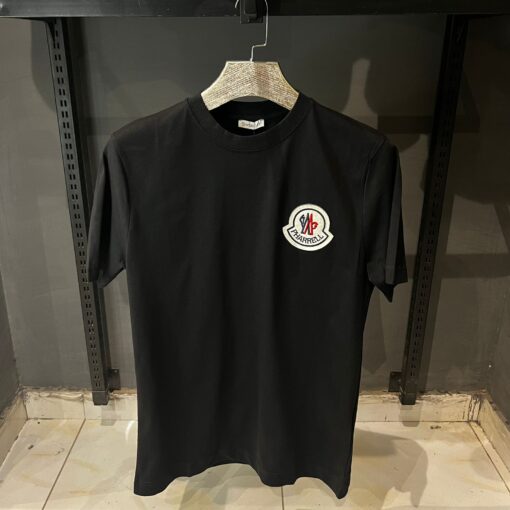 MONCLER BIG LOGO T SHIRT - BLACK