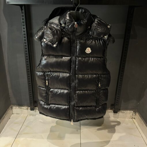 Moncler Maya Puffer sleeveless Jacket