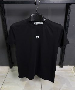 Off White Arrows Print T Shirt in Black